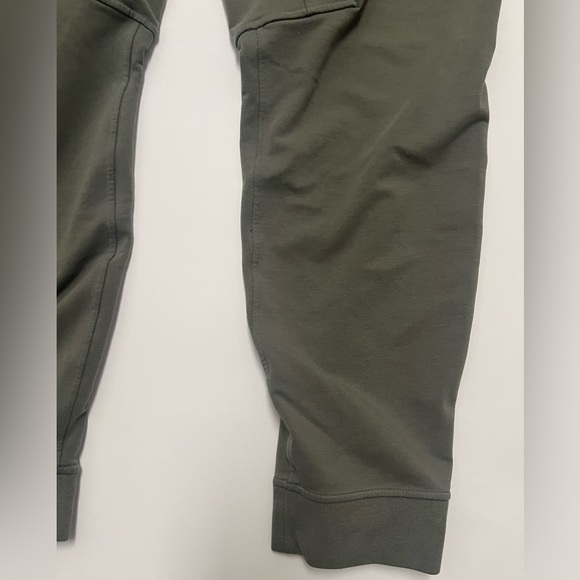Olive green Men’s Lululemon ABC jogger Size Large - Picture 13 of 13